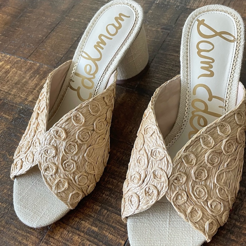 Raffia mules